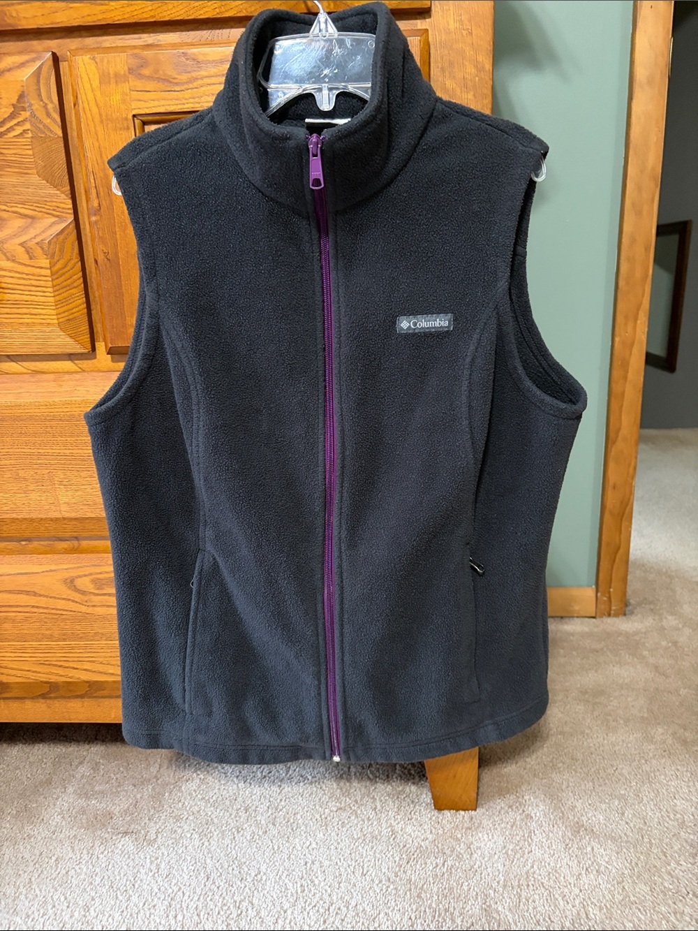 Columbia Gray Fleece Vest with Purple Zipper